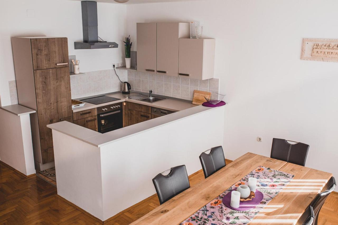 Helles 3 Schlafzimmer Apartment Zwischen Zagreb Zentrum & Natur المظهر الخارجي الصورة