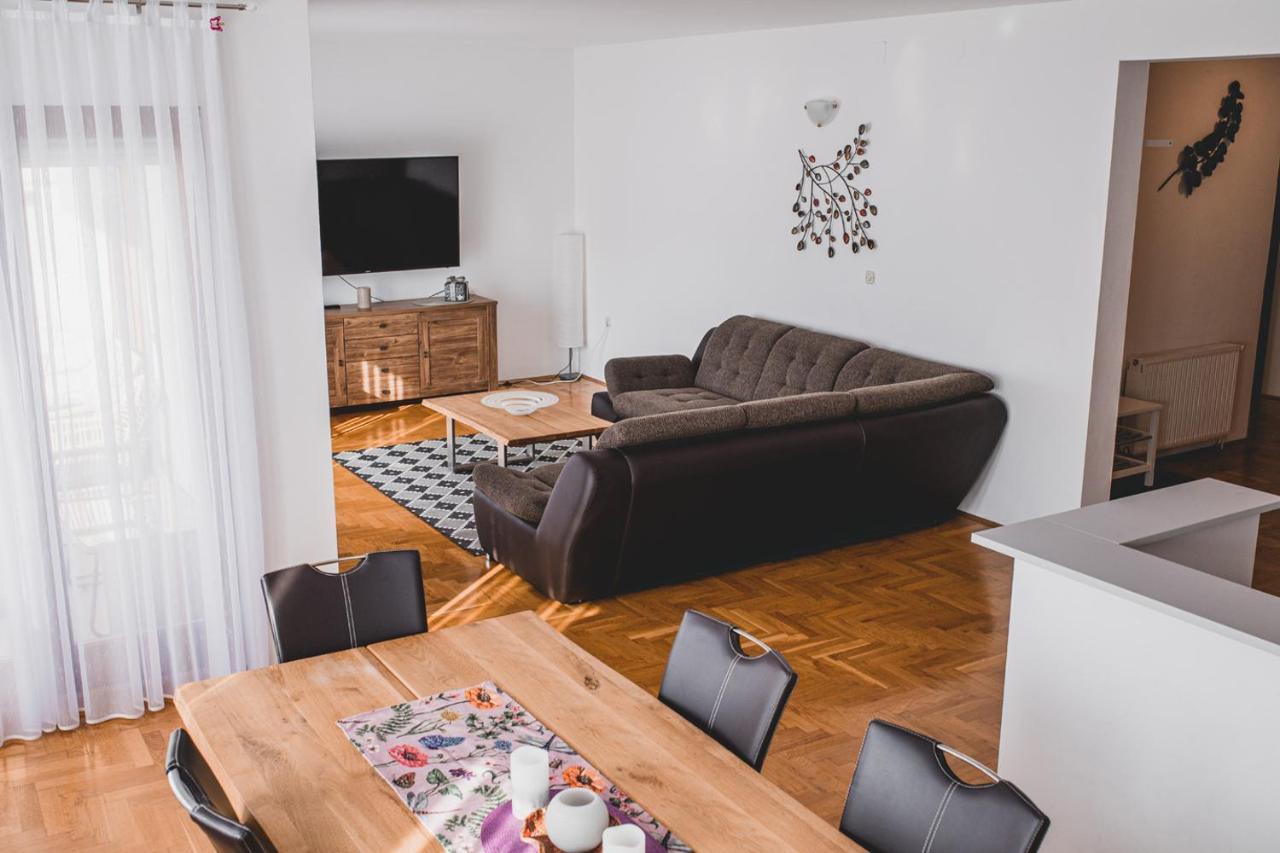 Helles 3 Schlafzimmer Apartment Zwischen Zagreb Zentrum & Natur المظهر الخارجي الصورة